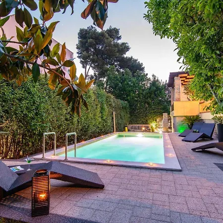 ヴィラ Exquisite With Private Pool In