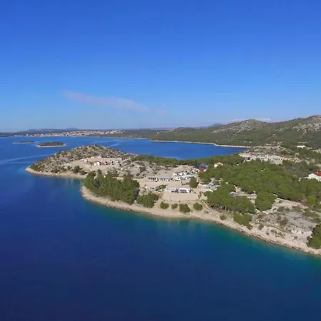 Exquisite With Private Pool In ザダル