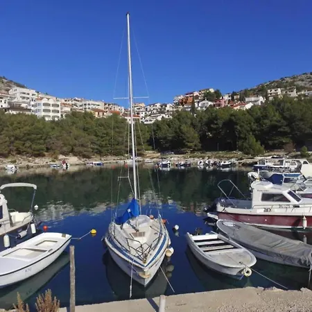 Exquisite With Private Pool In Villa Zara